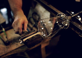 • Burgunder-Glas •